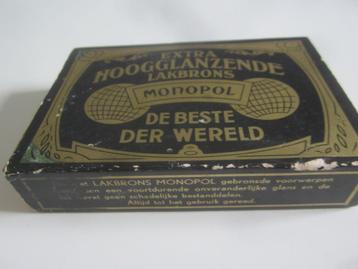 Schuifdoosje met set Monopol lakbrons. Schuifdoosje karton i beschikbaar voor biedingen