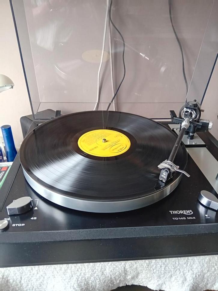 Thorens platenspeler Type TD 145., Audio, Tv en Foto, Platenspelers, Zo goed als nieuw, Thorens, Ophalen