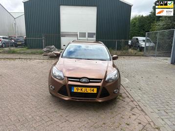 Ford Focus Wagon 1.0 EcoBoost Titanium nieuwe disb riem pdc  beschikbaar voor biedingen