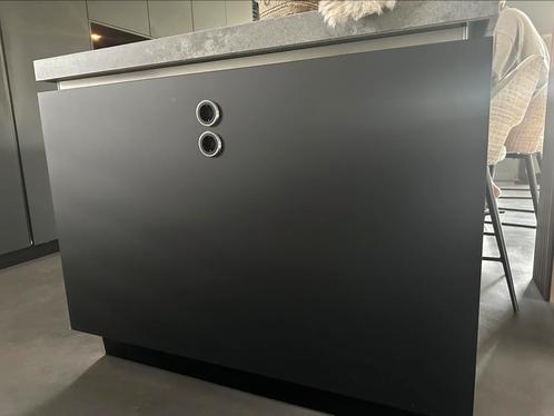 Häcker keukenpaneel 1185x750mm mat zwart, Huis en Inrichting, Keuken | Keukenelementen, Nieuw, Minder dan 100 cm, 100 tot 150 cm