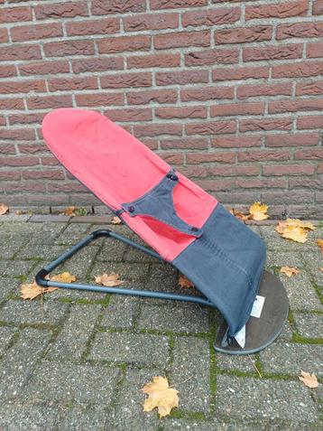 BabyBjorn Wipstoel - Rood/Zwart beschikbaar voor biedingen