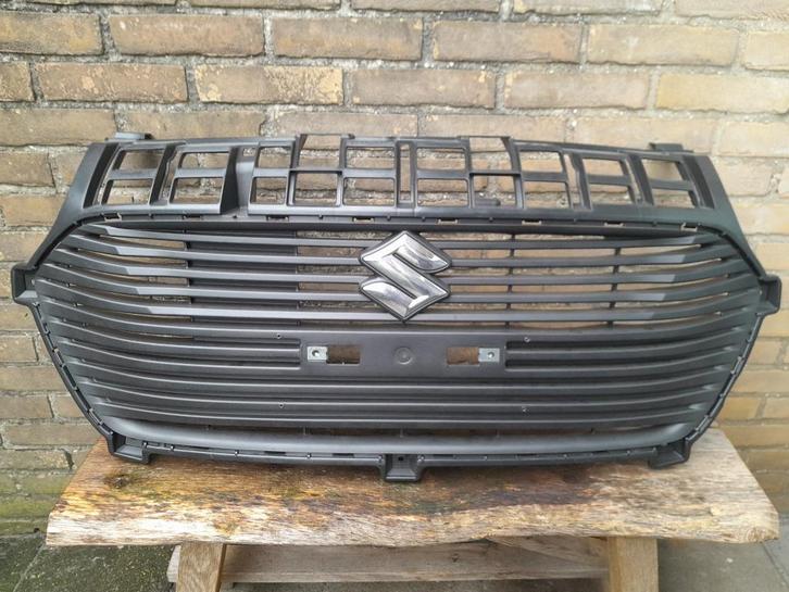 Geheel Nieuw - Grille Suzuki Swift vanaf 2017, Auto-onderdelen, Carrosserie en Plaatwerk, Bumper, Suzuki, Voor, Nieuw, Verzenden