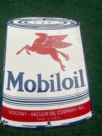 Emaille Reclamebord Mobiloil beschikbaar voor biedingen