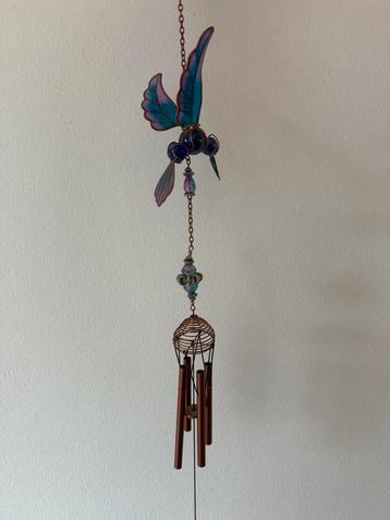 Windgong Vlinder – Glas & Metaal – Feng Shui Tuindecoratie beschikbaar voor biedingen