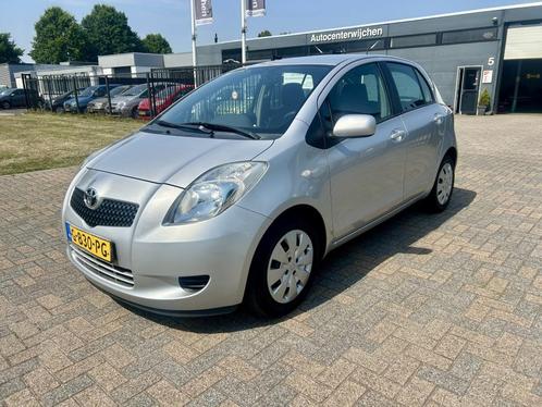 Toyota Yaris 1.3 VVTi - Topstaat - Weinig Km’s, Auto's, Toyota, Yaris, ABS, Airbags, Airconditioning, Boordcomputer, Elektrische buitenspiegels
