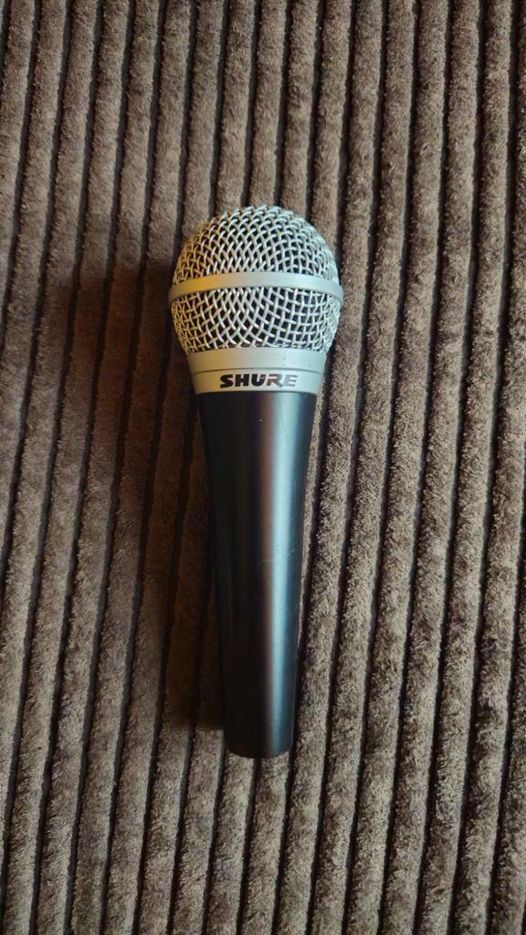 Shure PG48 Zangmicrofoon met Klem, Muziek en Instrumenten, Microfoons, Gebruikt, Zangmicrofoon, Ophalen of Verzenden