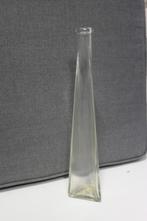 Smalle glazen vaas 32 cm hoog, Minder dan 50 cm, Glas, Gebruikt, Ophalen of Verzenden