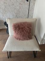 Bouclé fauteuil, Huis en Inrichting, Fauteuils, Ophalen, Zo goed als nieuw, 50 tot 75 cm
