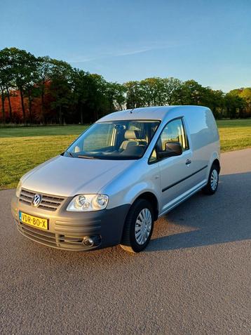 Volkswagen Caddy benzine 1.6 beschikbaar voor biedingen