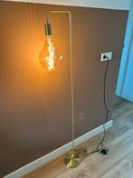 Moderne gouden vloerlamp(en), Ophalen of Verzenden, Zo goed als nieuw, Metaal, 150 tot 200 cm