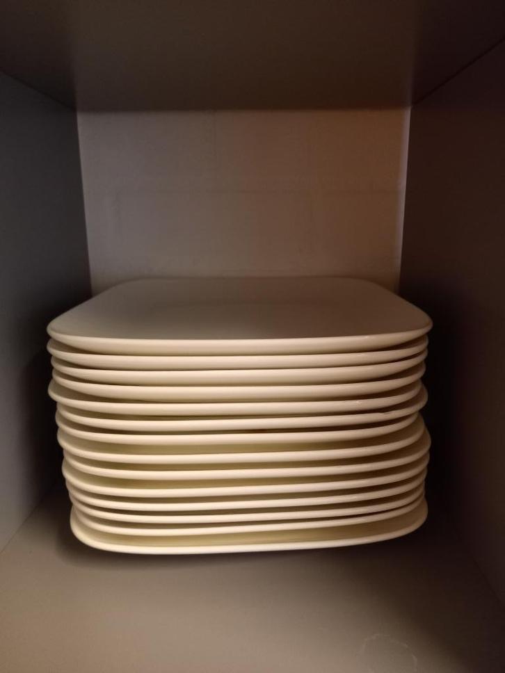 serviesgoed, veel verschillend, Huis en Inrichting, Keuken | Servies, Gebruikt, Bord(en), Overige stijlen, Porselein, Ophalen