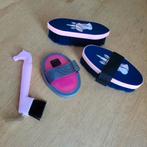 Quus Paardenborstelset (set van 4), Dieren en Toebehoren, Paarden en Pony's | Verzorgingsproducten, Ophalen of Verzenden, Nieuw