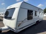 Fendt Palace 700 2023 | Vrijstaand Queensbed, Caravans en Kamperen, Schokbreker, 7 tot 8 meter, Bedrijf, Treinzit
