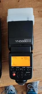 Yongnuo YN568EX II Speedlite voor Canon, Ophalen of Verzenden, Zo goed als nieuw, Kantelbaar