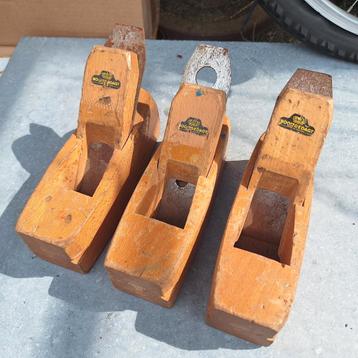 3 Nooitgedagt houten schaven beschikbaar voor biedingen