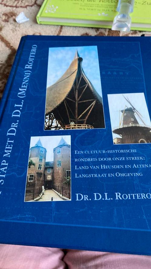 D.L. Roitero - Op stap met dr. D.L. (Menni) Roitero, Boeken, Geschiedenis | Stad en Regio, Zo goed als nieuw, 20e eeuw of later