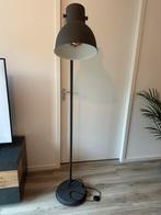Hektar lamp Ikea amper gebruikt, Huis en Inrichting, Lampen | Vloerlampen, Ophalen, Zo goed als nieuw, 150 tot 200 cm