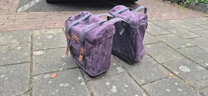 New Looxs Fietstassen - Paars met Bladmotief, Fietsen en Brommers, Fietsaccessoires | Fietstassen, Gebruikt, Ophalen
