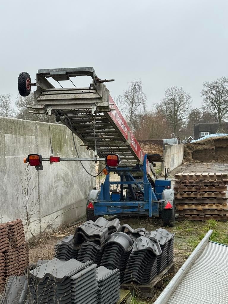 Professionele dakpannenlift / bouwlift, Ophalen, Gebruikt