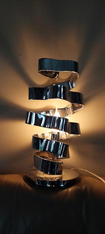 Chromen spiraal lamp 40 cm hoog besselink tafellamp beschikbaar voor biedingen