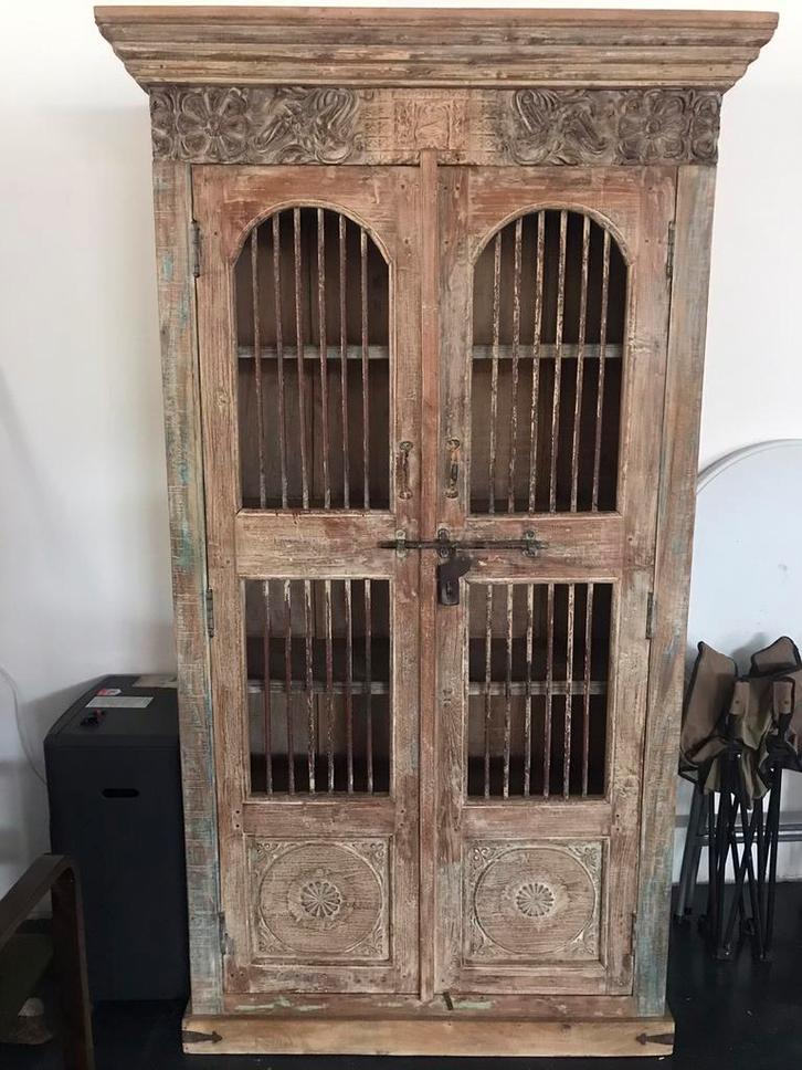 Grote teakhouten kast, Huis en Inrichting, Kasten | Overige, Zo goed als nieuw, Ophalen