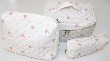 NIEUW TOILETTAS + beautycase + make-up tasje No2 beschikbaar voor biedingen