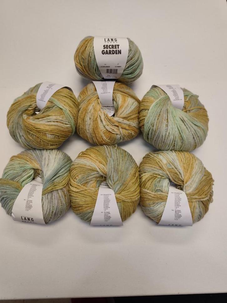7 nieuwe bollen Lang Yarns Secret Garden 1139.0002, Hobby en Vrije tijd, Breien en Haken, Nieuw, Breien of Haken, Wol of Garen