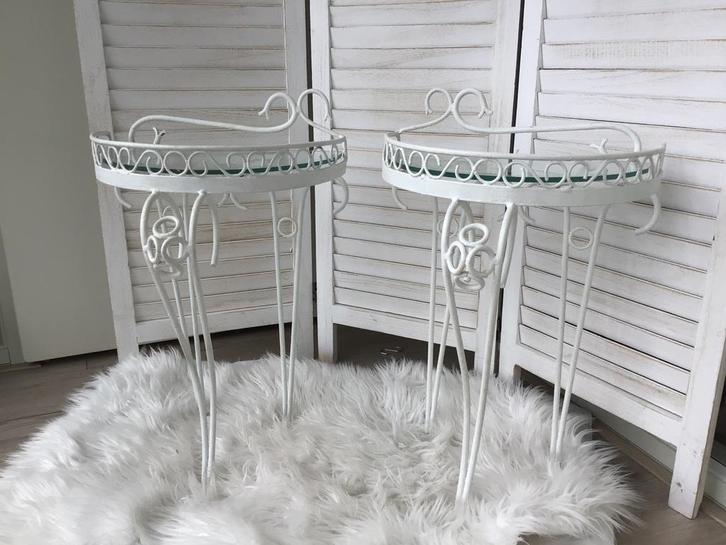 2 Brocante Tafeltjes - Bijzettafels, Huis en Inrichting, Tafels | Bijzettafels, Gebruikt, Overige vormen, 45 tot 60 cm, Minder dan 55 cm