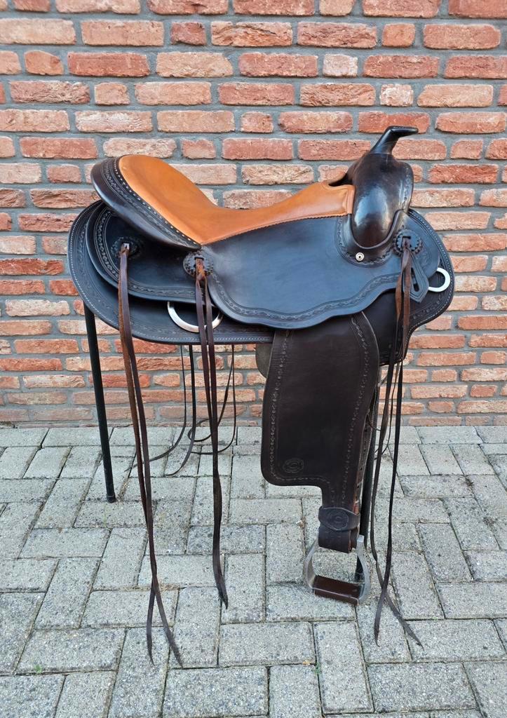 Continental Equiflex Extra Full Quarter & Eques Champion, Dieren en Toebehoren, Paarden en Pony's | Zadels, Zo goed als nieuw