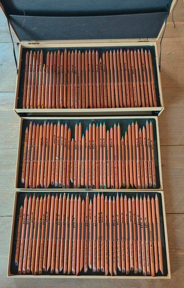 Karisma set 108 inclusief 5 zeldzame metallic kleuren beschikbaar voor biedingen