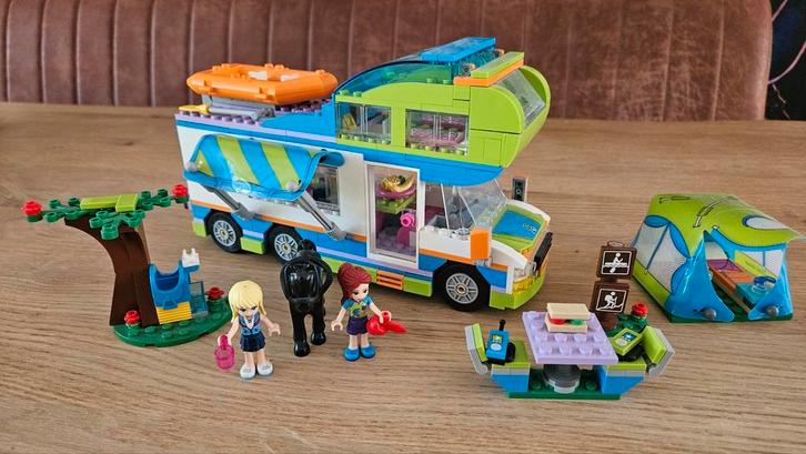 Lego Friends Mia's Camper 41339, Kinderen en Baby's, Speelgoed | Duplo en Lego, Zo goed als nieuw, Lego, Complete set, Ophalen of Verzenden