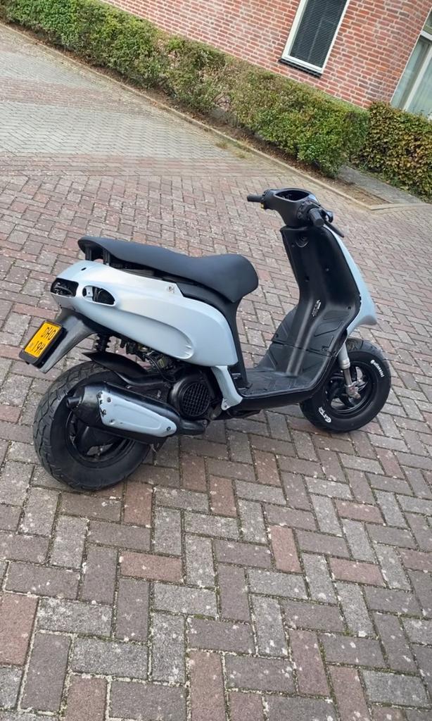 Typhoon 125cc, Fietsen en Brommers, Scooters | Piaggio, Zo goed als nieuw, Overige modellen, Ophalen of Verzenden