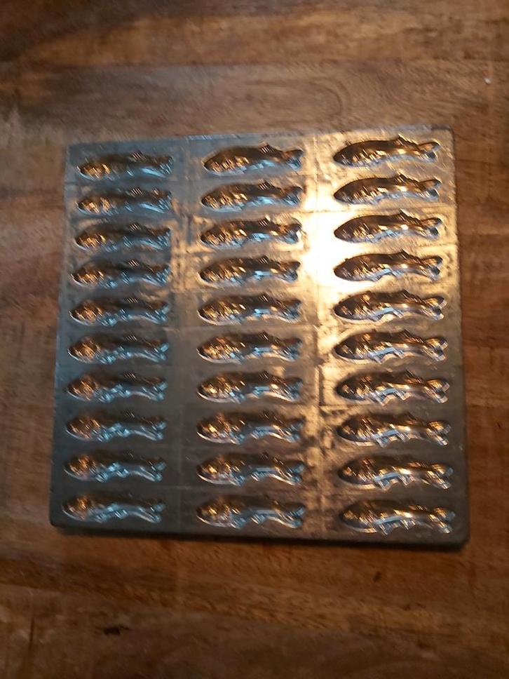Oude Chocolade Mal - Vissen, Antiek en Kunst, Antiek | Keukenbenodigdheden, Ophalen of Verzenden