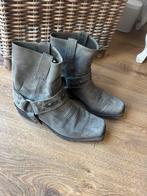 Grijze sendra’s mt 39, Ophalen of Verzenden, Zo goed als nieuw, Grijs, Hoge laarzen