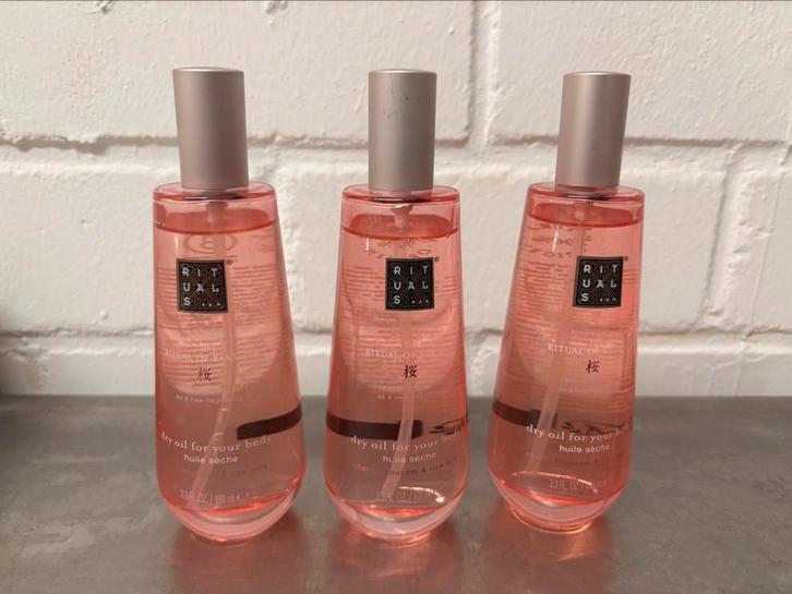 Ritual of Sakura dry oil Hair & Body 💖 100 ml nieuw, Sieraden, Tassen en Uiterlijk, Uiterlijk | Lichaamsverzorging, Nieuw, Bodylotion, Crème of Olie