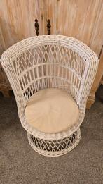 Witte ibiza bohemia rieten rotan stoel  fauteuil, Huis en Inrichting, Stoelen, Ophalen of Verzenden, Zo goed als nieuw