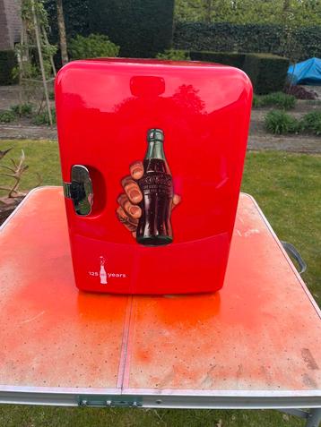 Coca cola koelbox beschikbaar voor biedingen