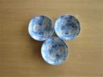 3 chinese schaaltjes wit-blauw-roze D11cm H3,5cm, Huis en Inrichting, Keuken | Servies, Ophalen of Verzenden, Overige stijlen
