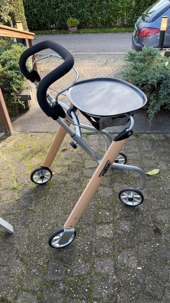 Let's Go Indoor rollator - Beuken/zilver - Trustcare, Diversen, Rollators, Nieuw, Lichtgewicht, Ophalen