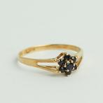 Vintage gouden ring met saffier bloem 9 karaat engeland, Ophalen of Verzenden, Met edelsteen, Dame, Goud
