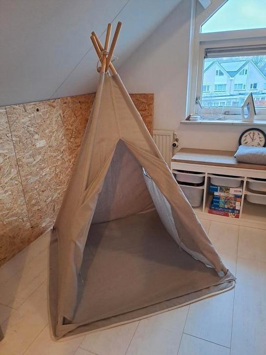 Mooie grijze tipi tent!, Kinderen en Baby's, Speelgoed | Speeltenten, Gebruikt, Ophalen of Verzenden