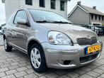 Toyota Yaris 1.3 16V Vvti 3DR Linea SOL 2005 Grijs, Auto's, Toyota, Origineel Nederlands, Te koop, Zilver of Grijs, 885 kg