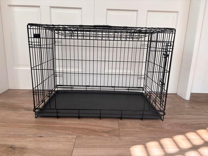 Bench zwart ZO GOED ALS NIEUW!, Dieren en Toebehoren, Hondenbenches, Zo goed als nieuw, Ophalen