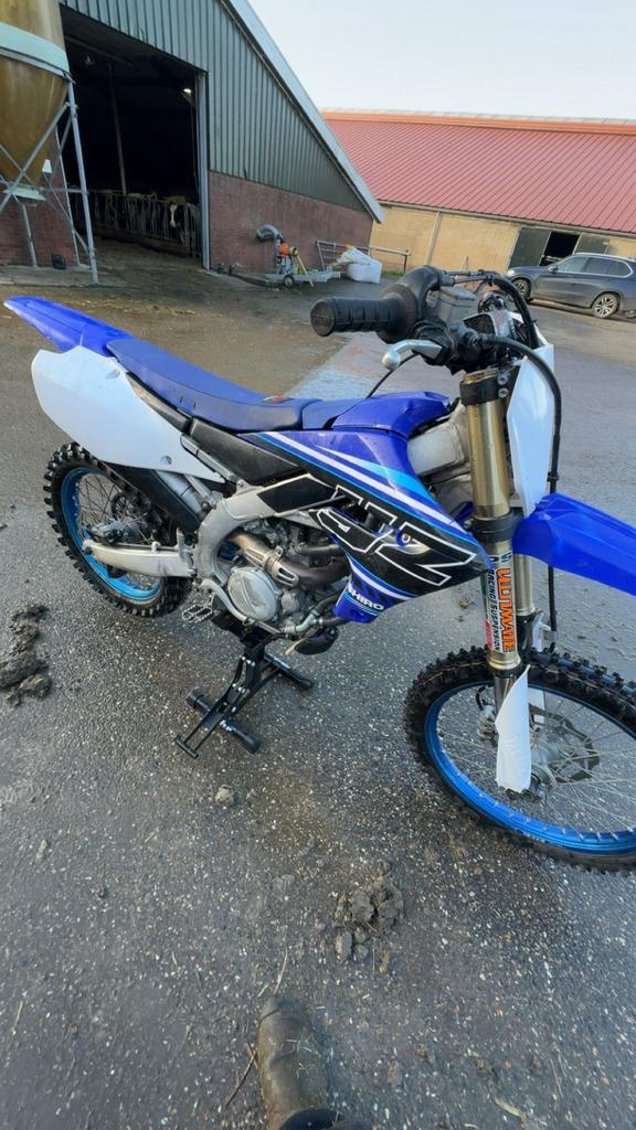 Yamaha yz250f, Fietsen en Brommers, Brommers | Crossbrommers, Zo goed als nieuw, Yamaha, Ophalen