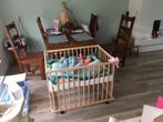 Houten box op wielen incl matras, Kinderen en Baby's, Boxen, Ophalen, Zo goed als nieuw