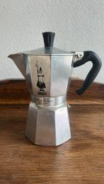 Bialetti Moka Express percolator, made in Italy, Gebruikt, Overige modellen, Gemalen koffie, Ophalen of Verzenden