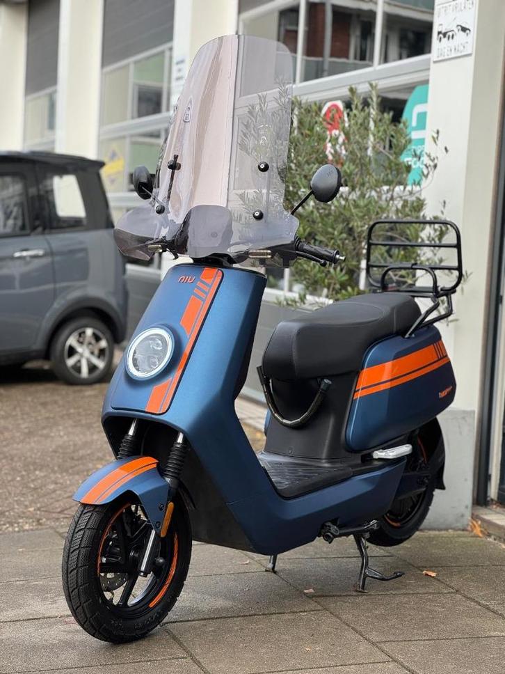 NIU NQI Sport Extended Special Blue Edition Snorscooter, Motoren, Tuning en Styling, Ophalen