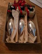 Brocante antieke zilverkleurige kerst ornamenten in doos, Ophalen, Gebruikt