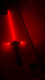 Kylo Ren Lightsaber - Disney Parijs Origineel, Verzamelen, Star Wars, Ophalen of Verzenden, Zo goed als nieuw, Actiefiguurtje