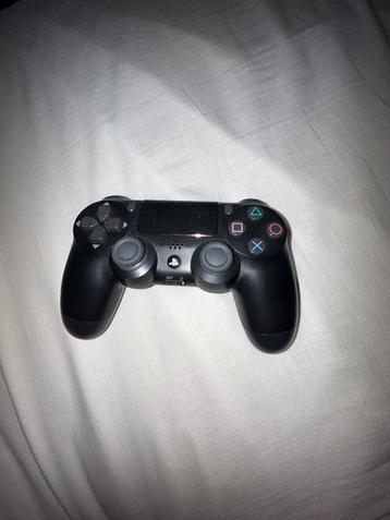 PlayStation 4 controller beschikbaar voor biedingen